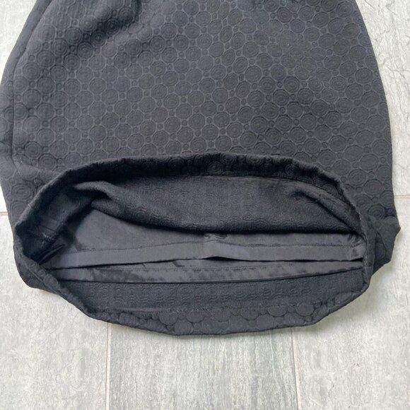 Just Taylor V-Neck Ruffle Collar Textured A-Line Mini Dress Black Size 4P - Picture 5 of 13